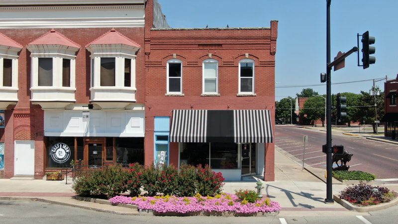 123 E. Grand